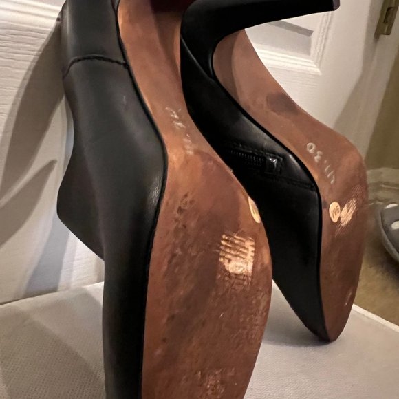 Antonio Melani Black Ankle Bootie-3" Heel- Leather-Women's size 9M - Picture 13 of 15